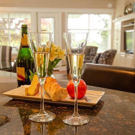 Crown Mansion Boutique Hotel & Villas 퀄리컴비치 외부 사진