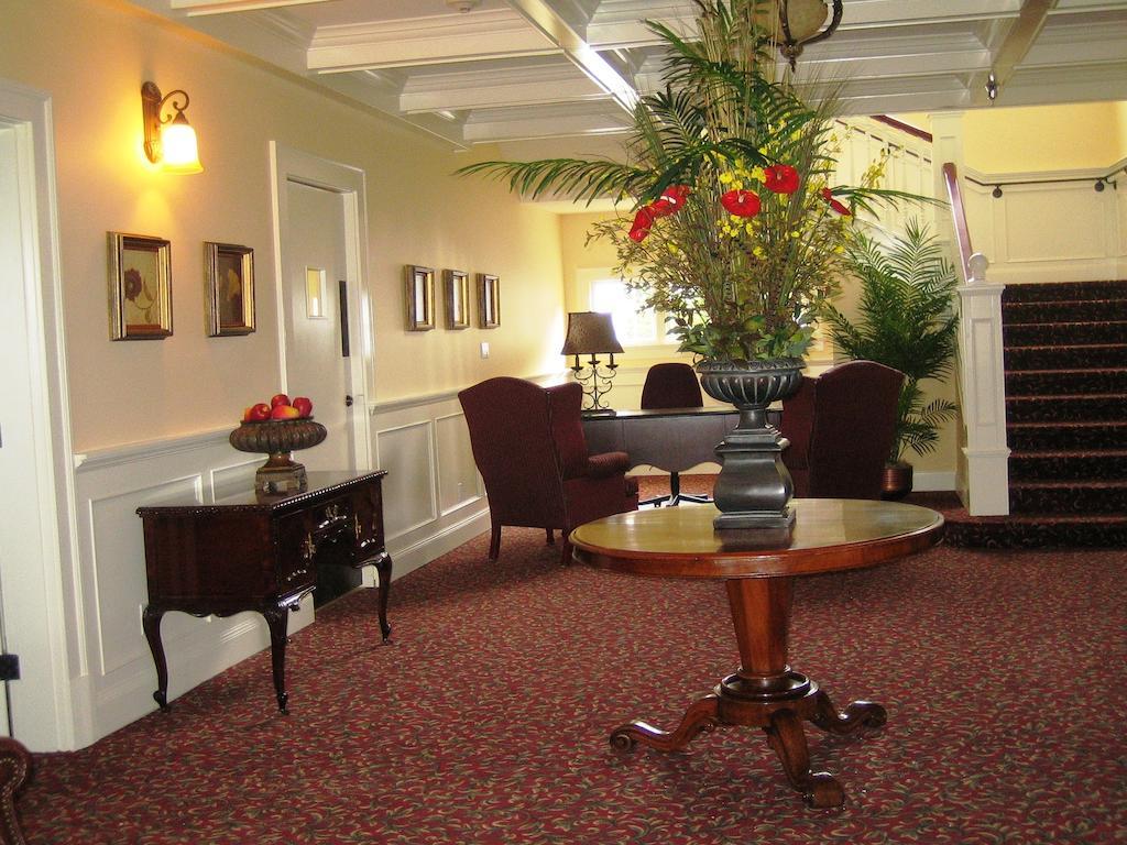 Crown Mansion Boutique Hotel & Villas 퀄리컴비치 외부 사진