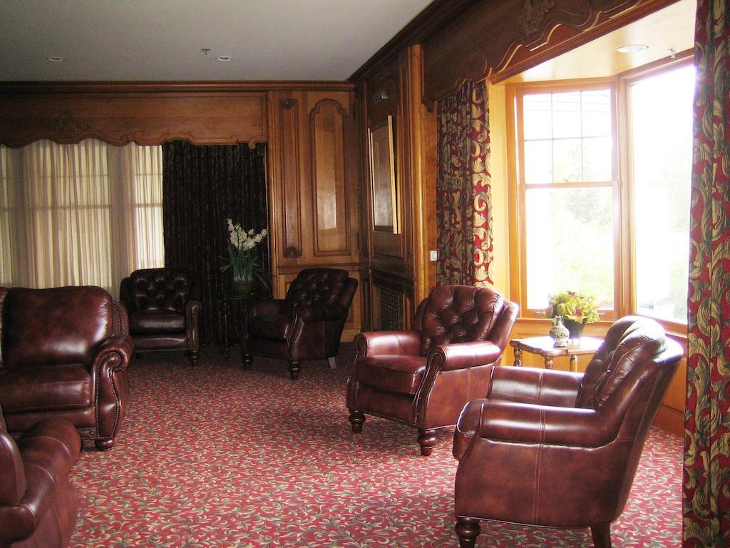 Crown Mansion Boutique Hotel & Villas 퀄리컴비치 외부 사진
